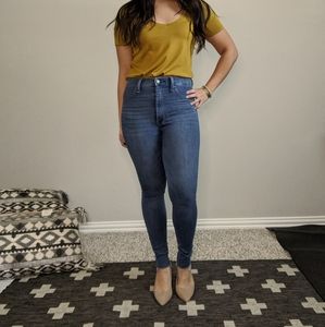 Abercrombie & Fitch Skinny High Waisted Jeans
